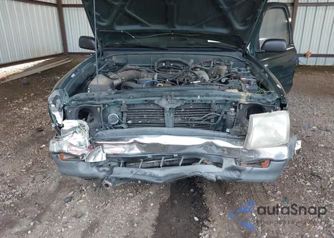 1999 Toyota Tacoma from USA, damaged, VIN 4TAVL52N0XZ567975